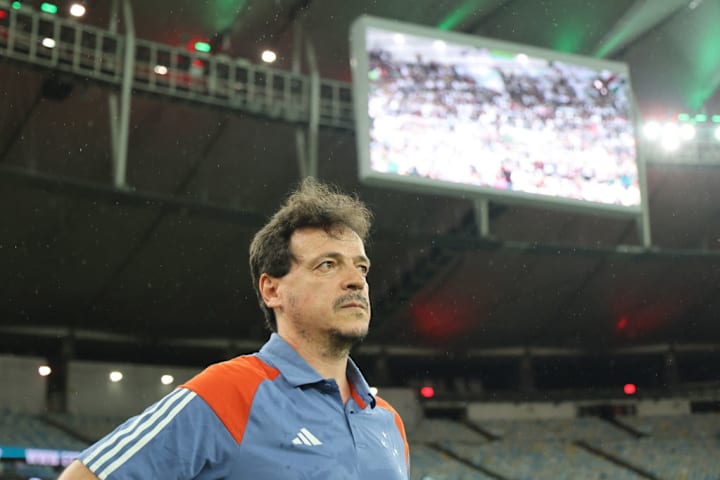 Fernando Diniz, técnico do Cruzeir