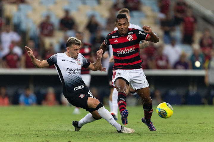 Alex Sandro