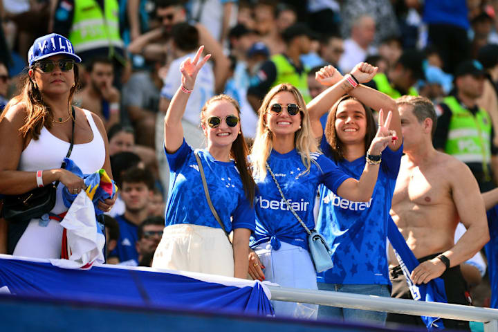 FBL-SUDAMERICANA-RACING-CRUZEIRO-FANS