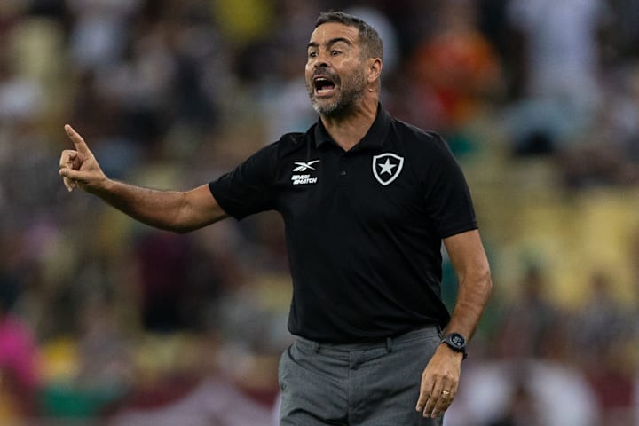 Artur Jorge, técnico do Botafog