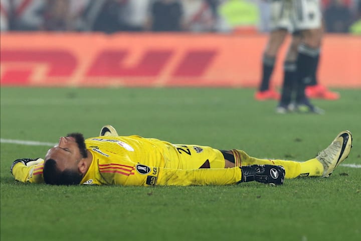 Goleiro Everso