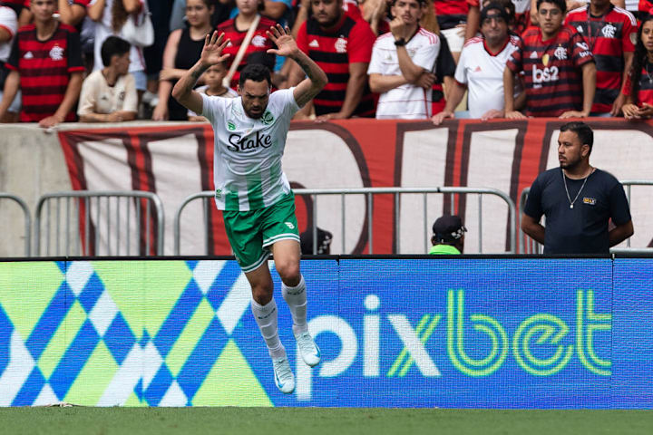 Gilberto, atacante do Juventud