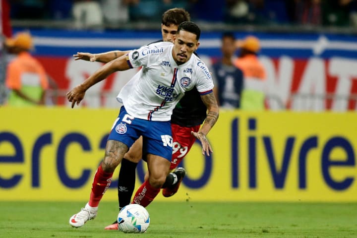 FBL-LIBERTADORES-BAHIA-BOSTON
