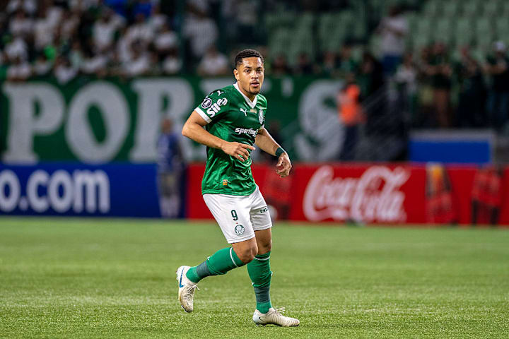 Vitor Roque