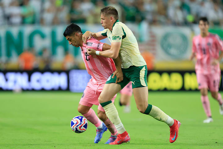 Luis Suarez, Bruno Fuchs