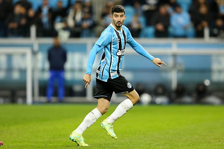Gremio v Corinthians - Brasileirao 2025
