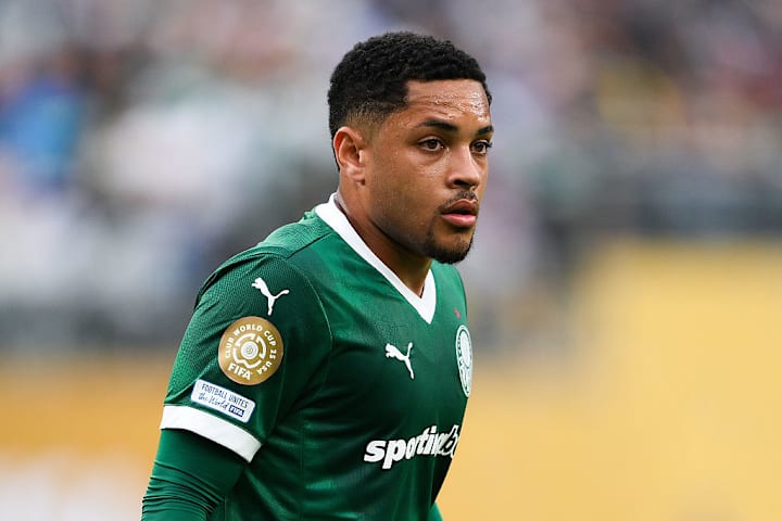Vitor Roque