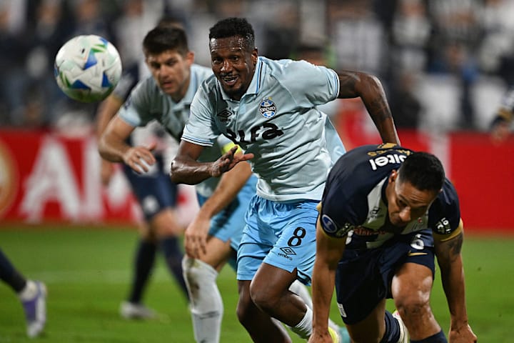 FBL-SUDAMERICANA-ALIANZA-GREMIO