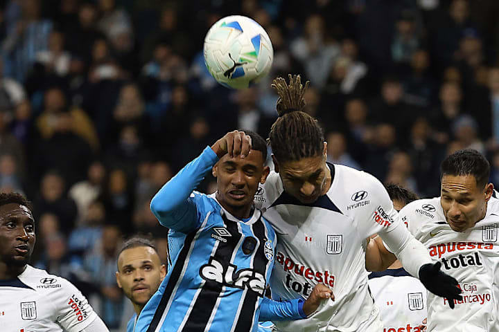 FBL-SUDAMERICANA-GREMIO-ALIANZA