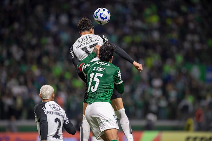 Gustavo Henrique, Gustavo Gómez