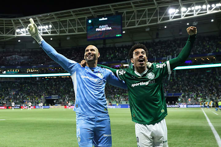 Weverton, Lucas Evangelista