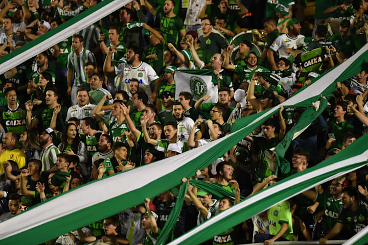 FBL-SUDAMERICANA-CHAPECOENSE-DEFENSA