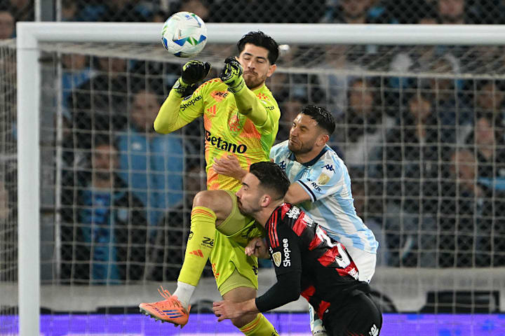 TOPSHOT-FBL-LIBERTADORES-RACING-FLAMENGO