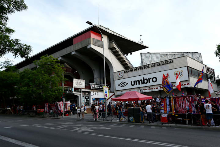 Rayo Vallecano v FC Barcelona - LaLiga Santander