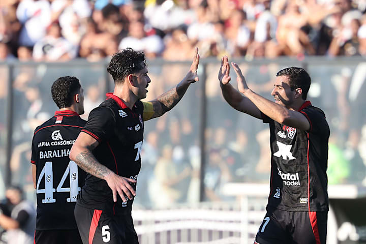 Raúl Cáceres, Lucas Halter