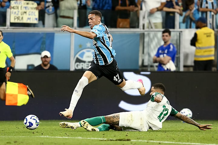 Micael, Alysson Edward