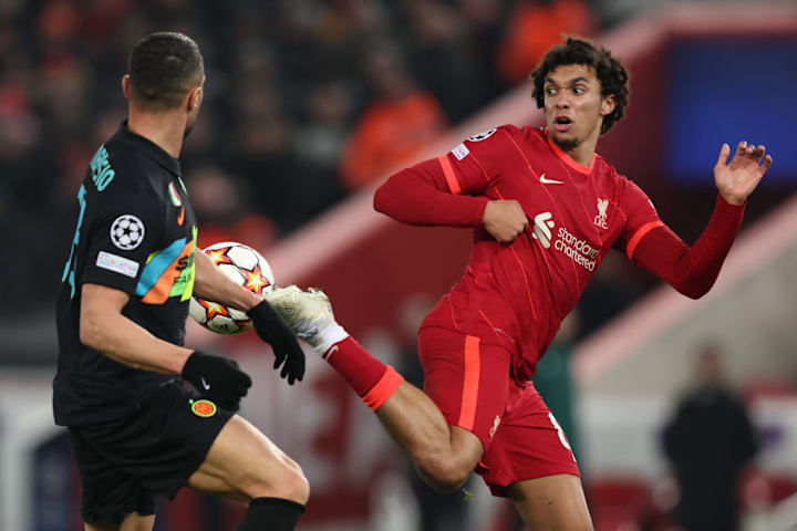 Danilo D'Ambrosio, Trent Alexander-Arnold