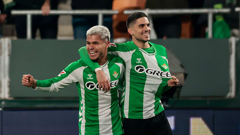 Juan Hernández, Marc Bartra