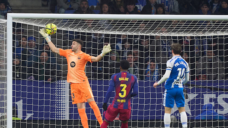 Joan Garcia save. 