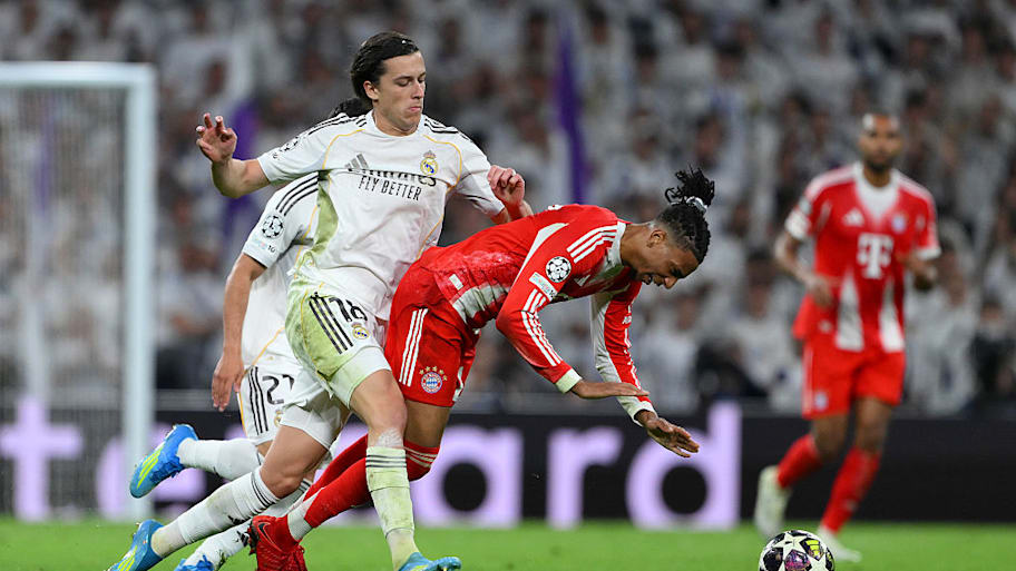 Álvaro Carreras and Michael Olise