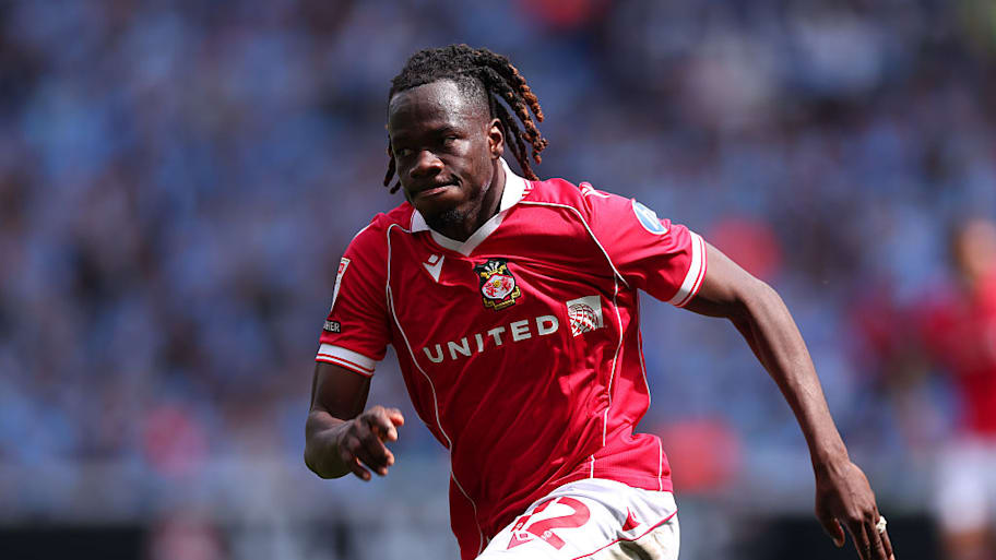 Wrexham wingback Issa Kaboré.