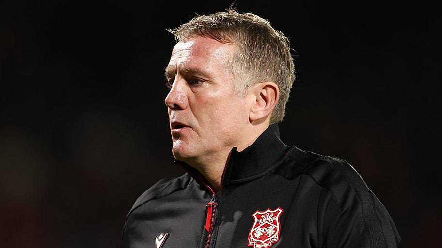 Phil Parkinson during the Sky Bet Championship match between Wrexham AFC and Portsmouth.