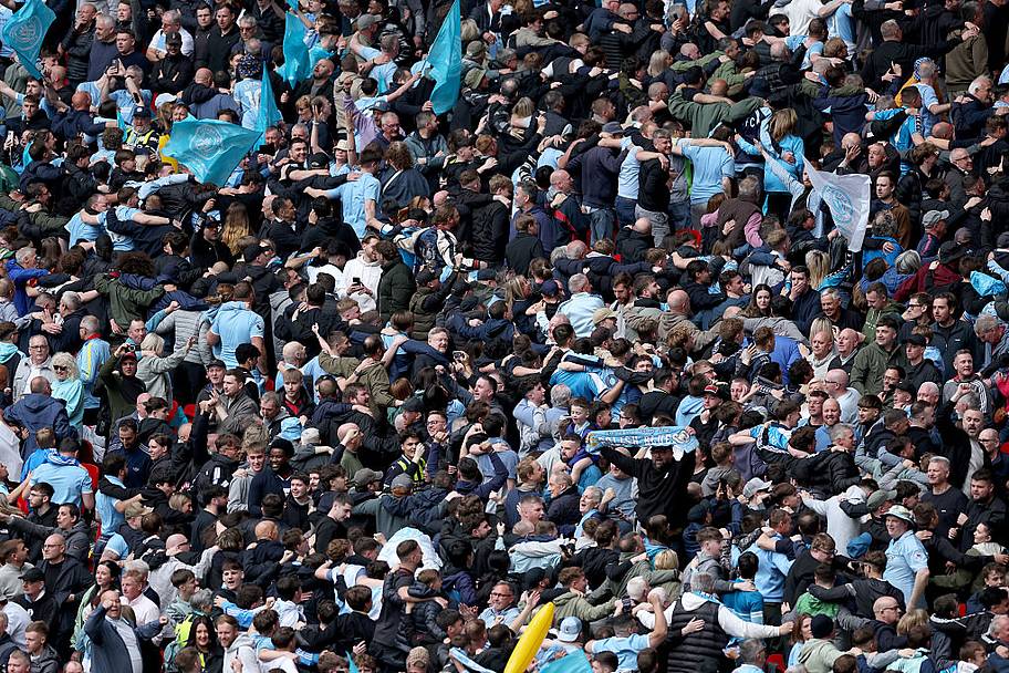 Man City fans do the Poznan.