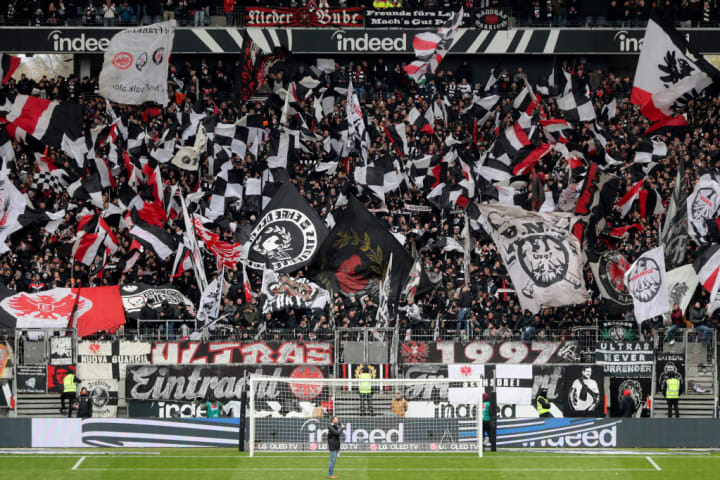 Eintracht Frankfurt Waldstadion Barcelona Hoje Europa League