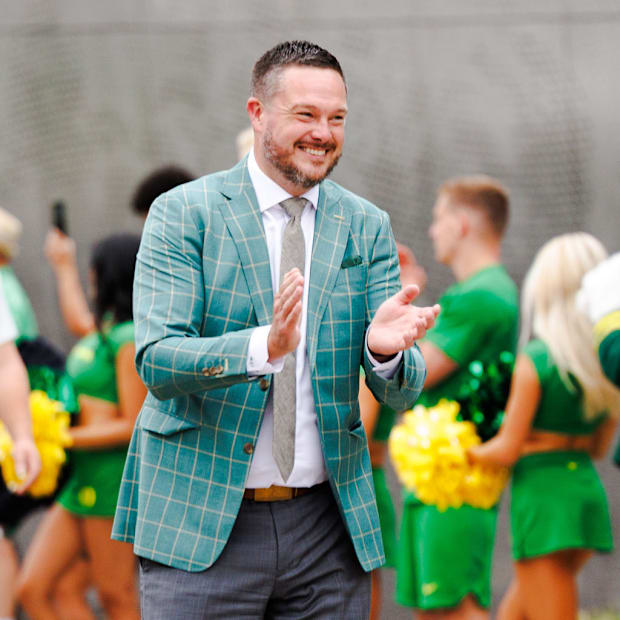 Dante Moore Dan Lanning Oklahoma State Oregon Ducks Football Big Ten Conference Autzen Stadium Dakorien Moore Makhi Hughes   