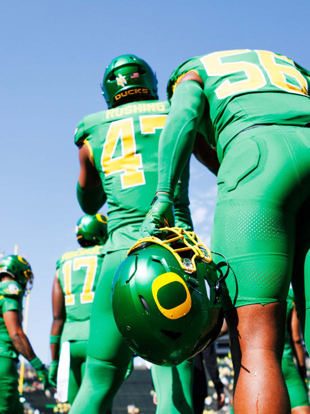 Oregon Ducks uniforms