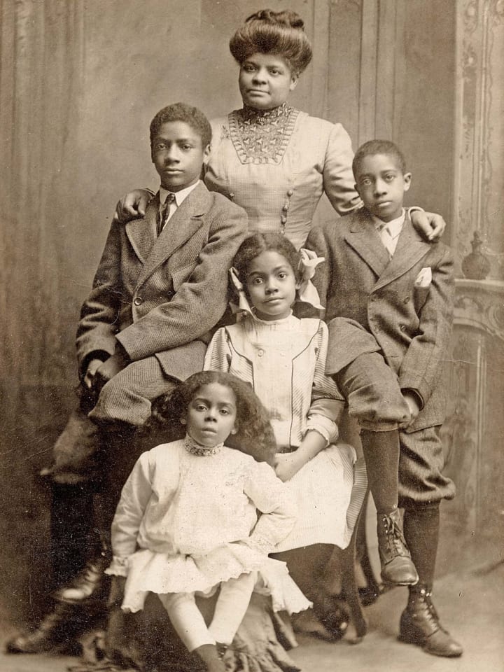 Ida Wells-Barnett with her children.