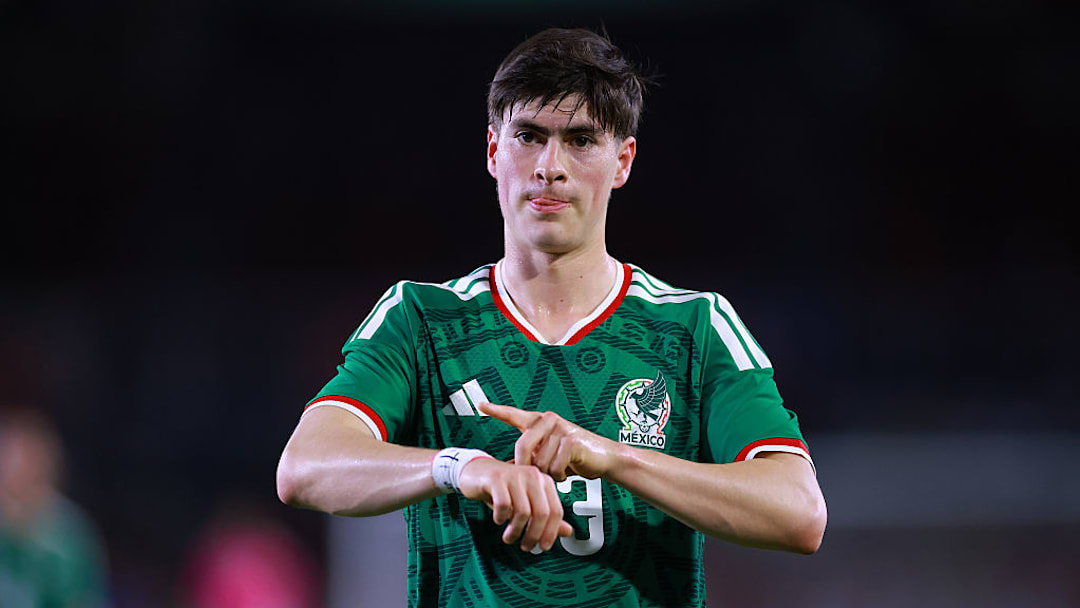 Armando 'La Hormiga' González, vuelve a repetir en el llamado a la Selección Mexicana.