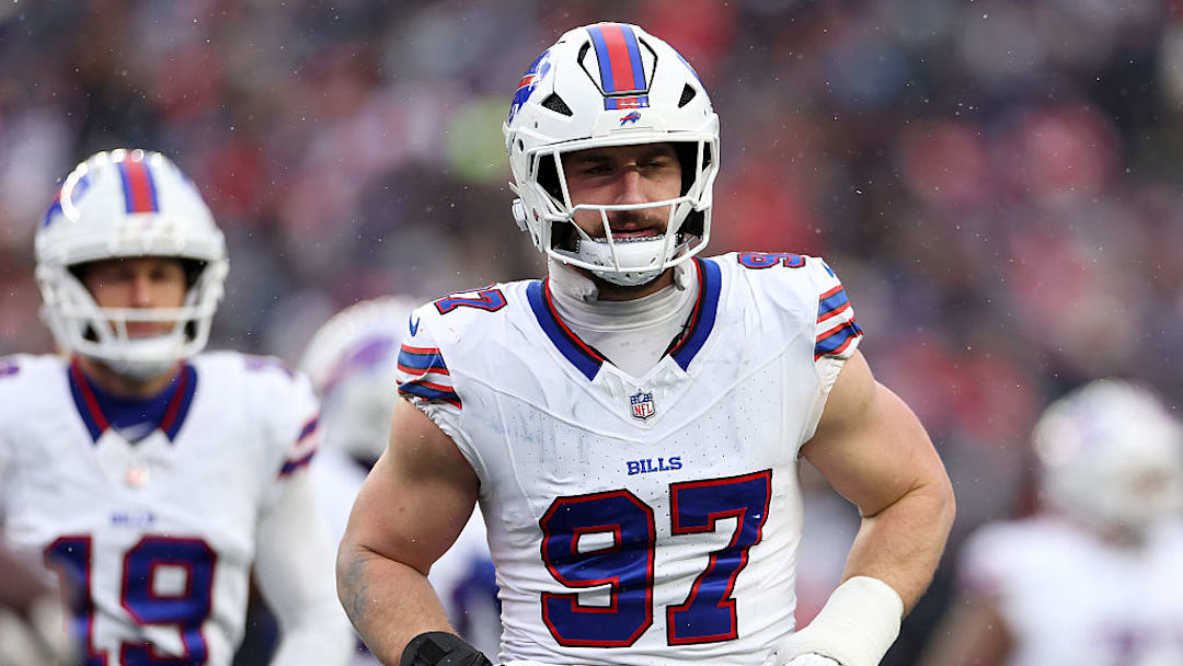 Joey Bosa es uno de los jugadores más llamativos de la agencia libre.