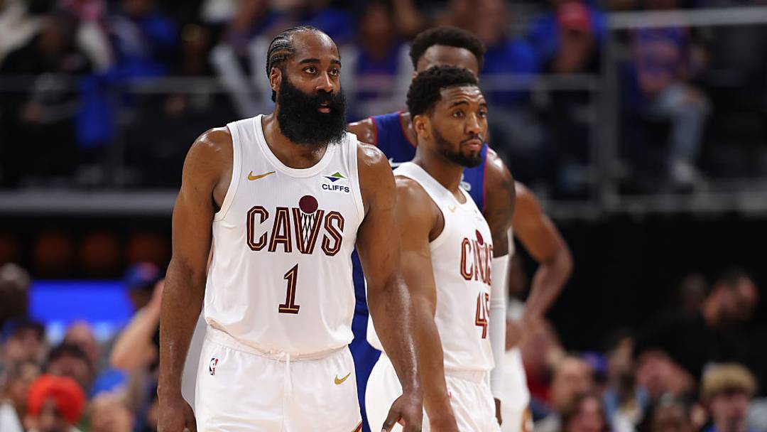 Tras renovar sus contratos esta temporada baja, Harden y Mitchell volverán a jugar con los Cavaliers en la temporada 2026-27. 