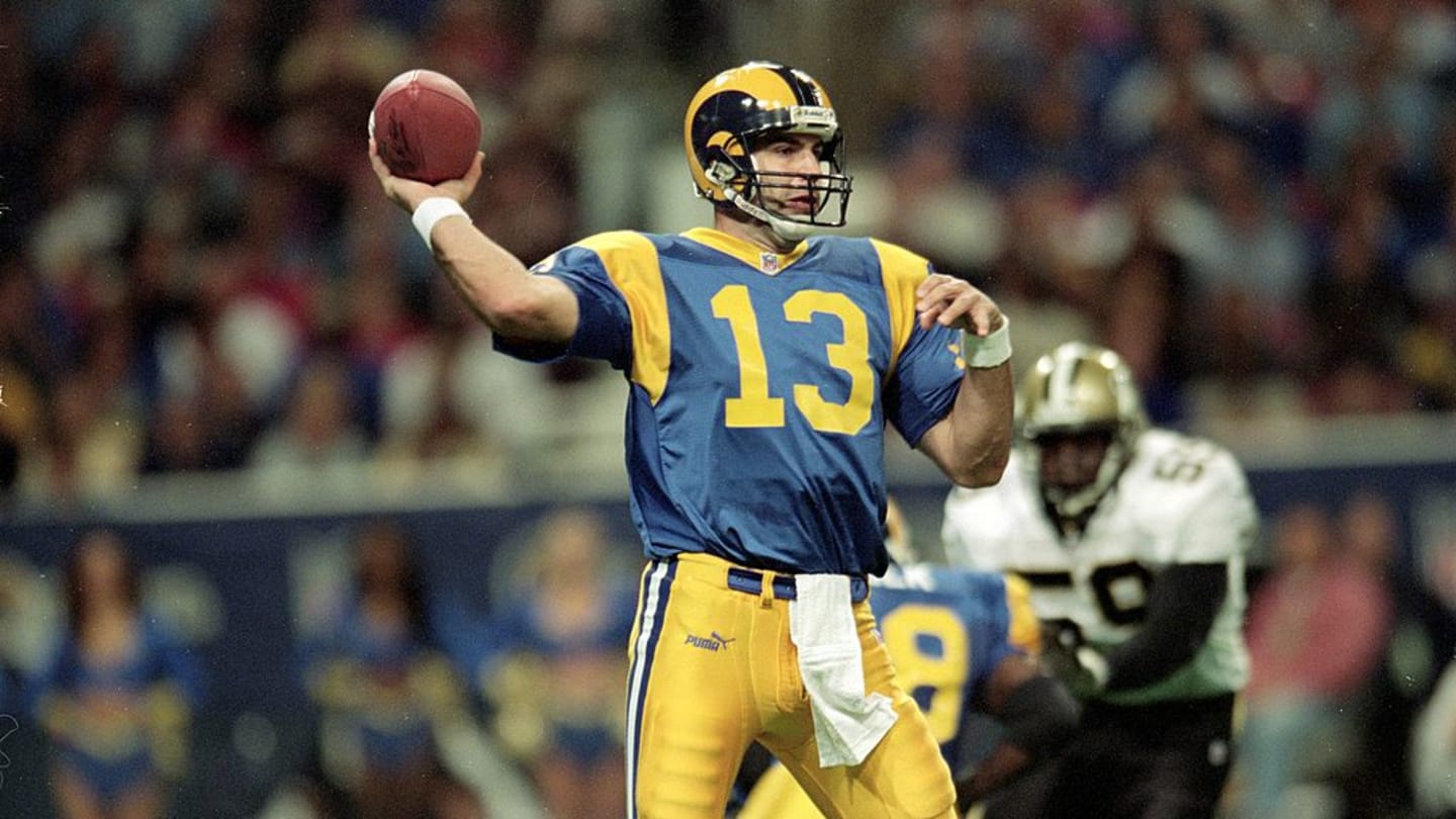 Archivo SI | Kurt Warner, el ex QB de Iowa Barnstormers, tiene el destino de los Rams en sus manos