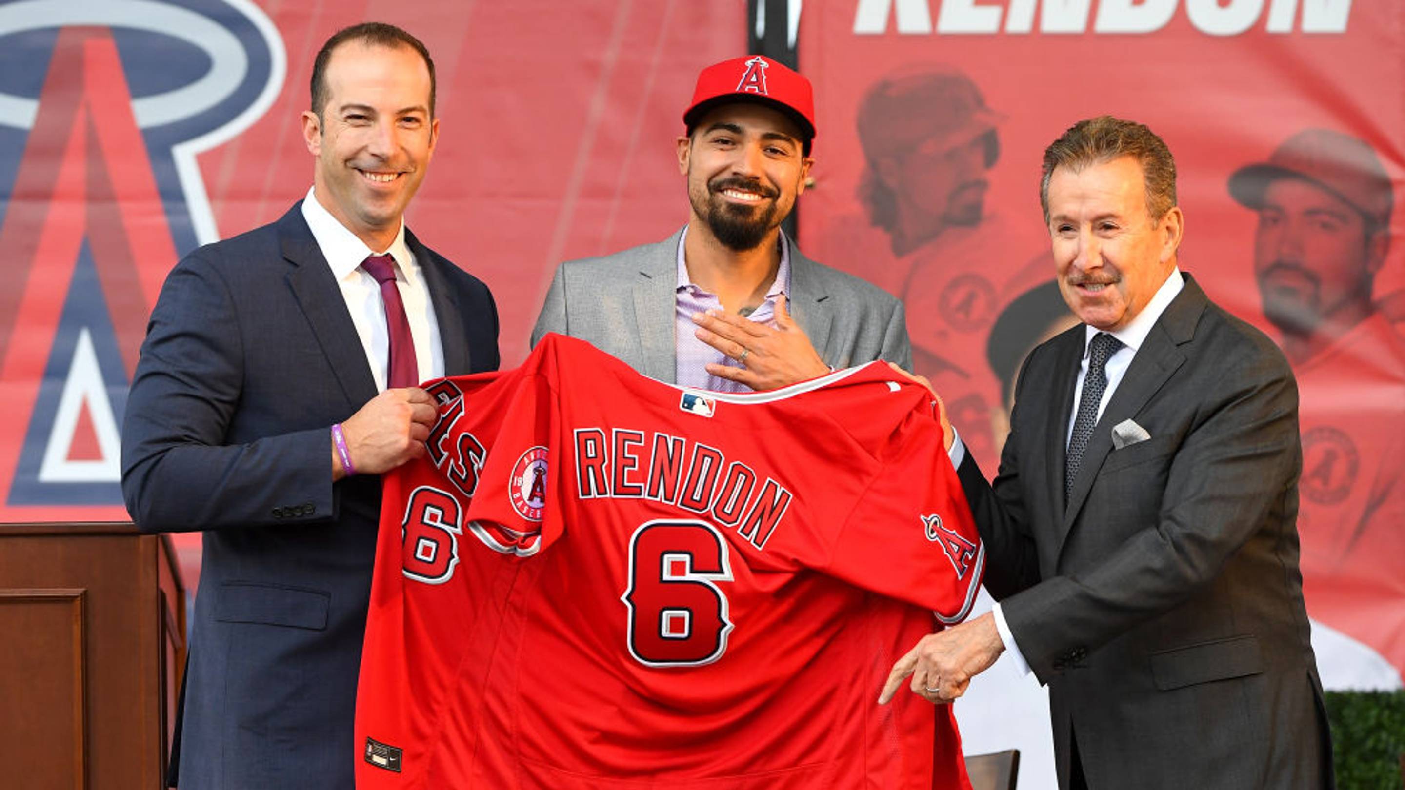 Tras la sorpresiva venta de la franquicia a Stan Kroenke, el turbulento periodo de Moreno como dueño de los Angels
