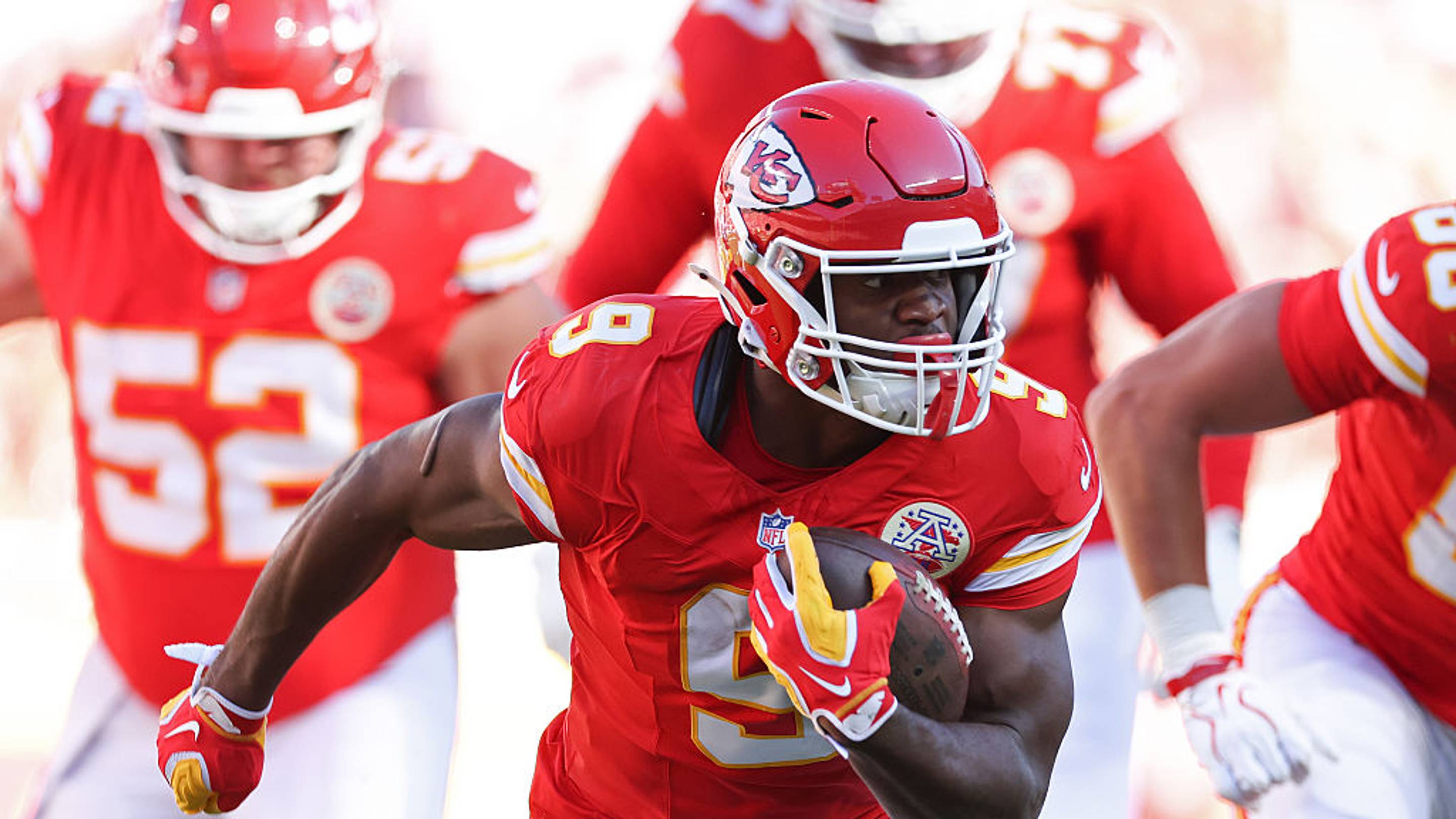 Kenneth Walker III está haciendo historia con los Chiefs; ahora, se enfrentará al equipo que dejó atrás