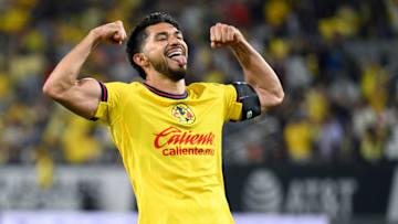 Henry Martín anotó un penal y dio pase para el segundo gol.