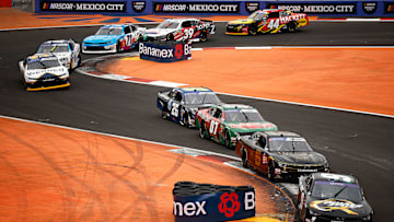Daniel Suárez ganó la carrera Xfinity, pero debe buscar mejores resultados en Cup para confirmar su permanencia con Trackhouse Racing