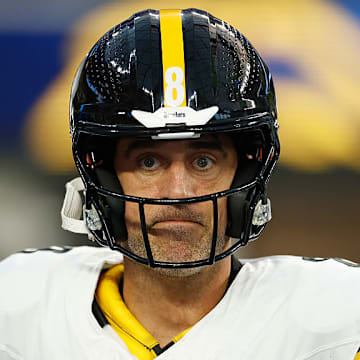 Aaron Rodgers had a brutal night in the Steelers' Week 10 loss to the Chargers. 