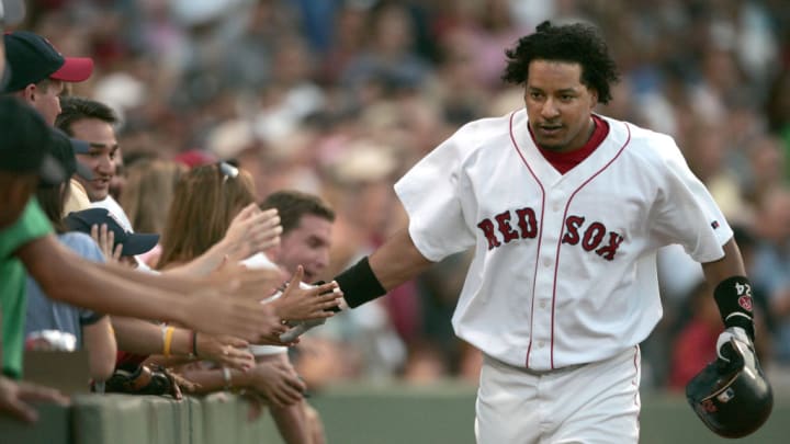 Las suspensiones por uso de esteroides de Manny Ramirez le pasan factura