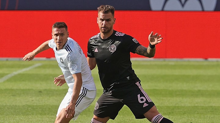 Przemyslaw Frankowski, Leandro Gonzalez