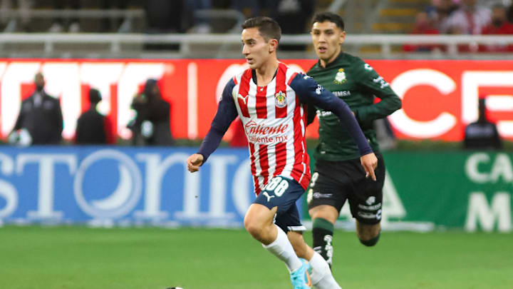 Sebastián Perez Bouquet, Leonardo Suarez