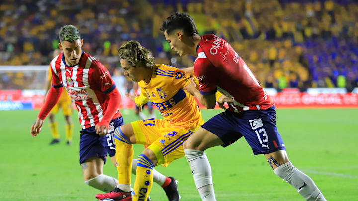 Sebastian Cordova, Cristian Calderon, Gilberto Orozco