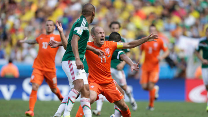 Arjen Robben, Carlos Salcido