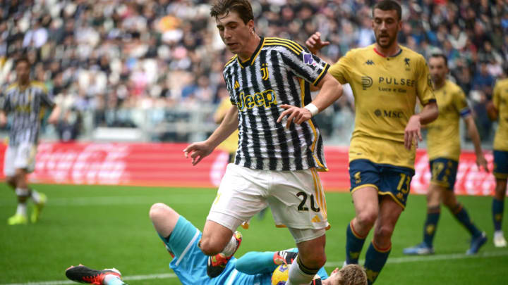 FBL-ITA-SERIEA-JUVENTUS-GENOA