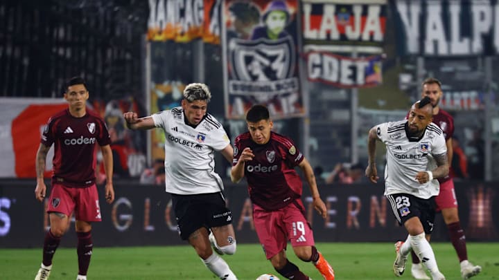 Arturo Vidal of Colo-Coloa, Claudio Echeverri, Carlos Palacios