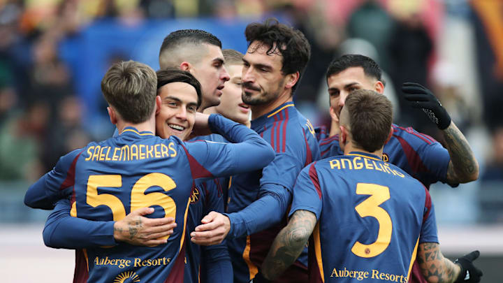 Alexis Saelemaekers, Paulo Dybala