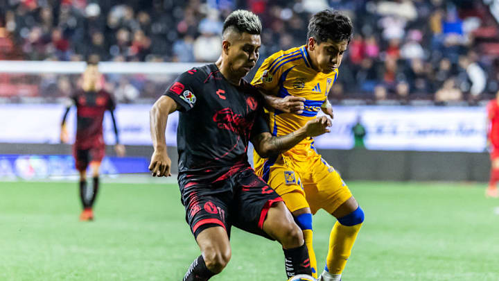 Efrain Alvarez, Diego Sánchez