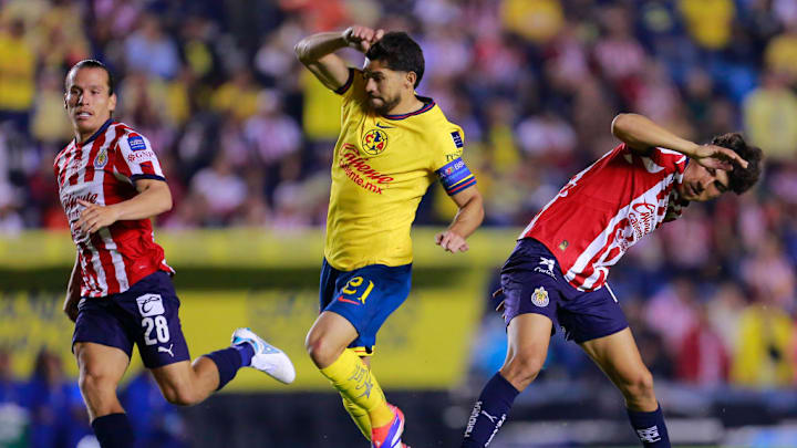 Fernando Gonzalez, Erick Gutierrez, Henry Martin